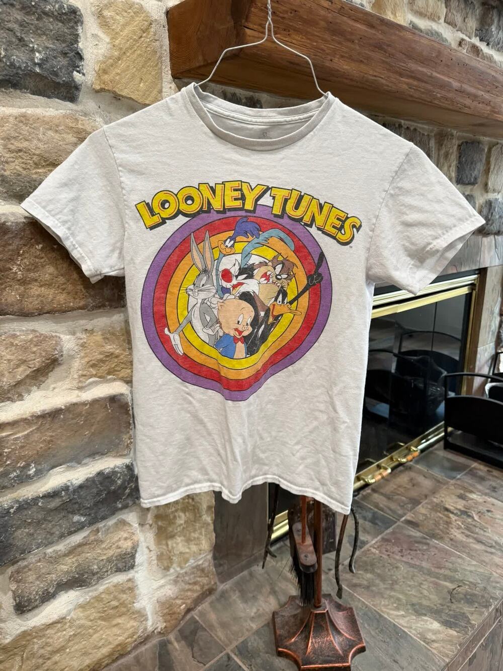 Looney Tunes Gray Graphic Tee